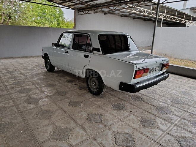 LADA (VAZ) 2107 2006, 52,000 km - 1.6 l - Salyan
