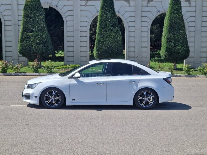 Chevrolet Cruze 2015, 290,000 km - 1.4 л - Gəncə