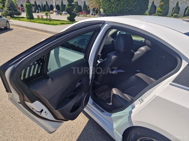 Chevrolet Cruze 2015, 290,000 km - 1.4 л - Gəncə