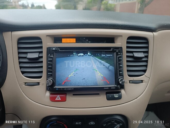 Kia Rio 2009, 242,944 km - 1.4 l - Quba