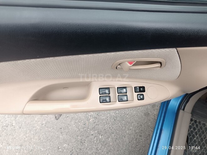 Kia Rio 2009, 242,944 km - 1.4 l - Quba