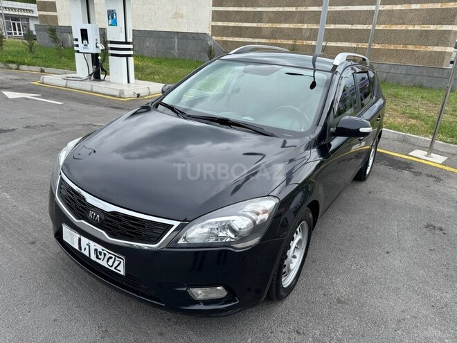 Kia Ceed 2010, 164,000 km - 1.6 л - Ağdaş