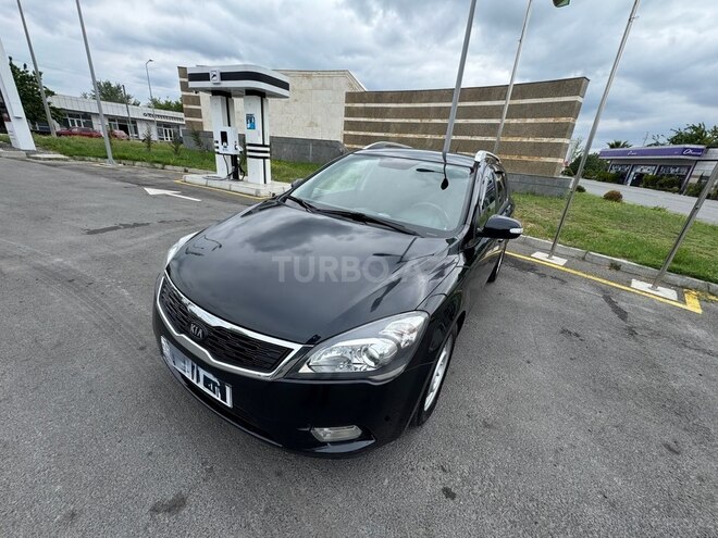 Kia Ceed 2010, 164,000 km - 1.6 л - Ağdaş