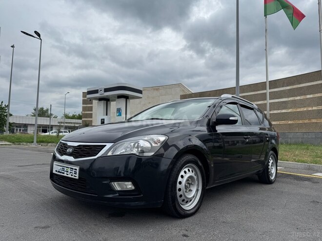 Kia Ceed 2010, 164,000 km - 1.6 л - Ağdaş