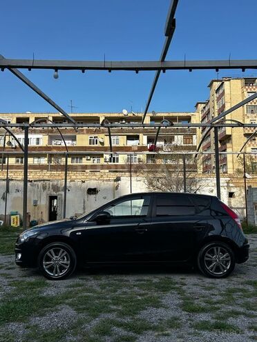 Hyundai i30 2009, 177,000 km - 1.4 л - Bakı
