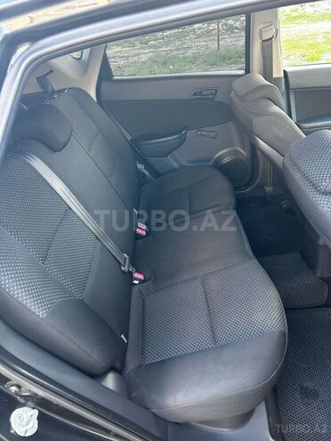 Hyundai i30 2009, 177,000 km - 1.4 л - Bakı