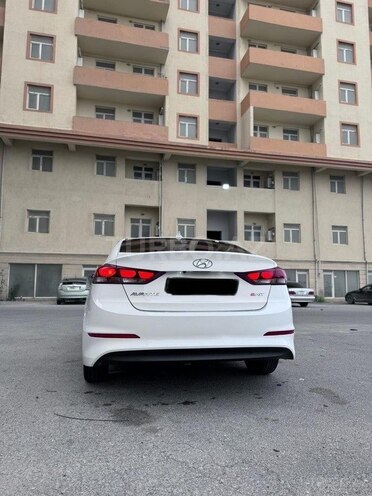Hyundai Avante 2016, 140,000 km - 1.6 l - Bakı