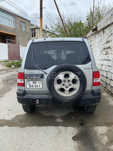 Mitsubishi Pajero io 1999, 380,000 km - 1.8 л - Bakı