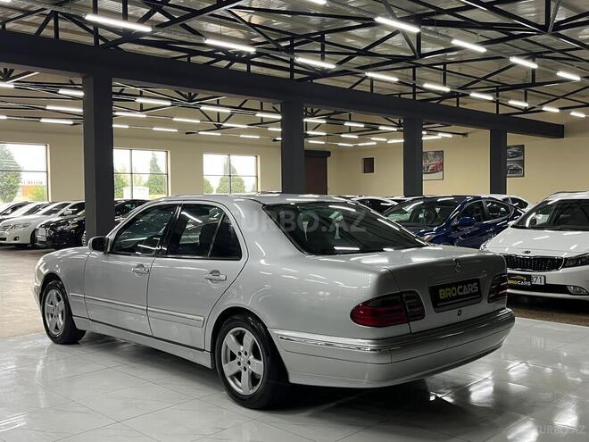 Mercedes E 220 d 1999, 388,000 km - 2.2 l - Bakı