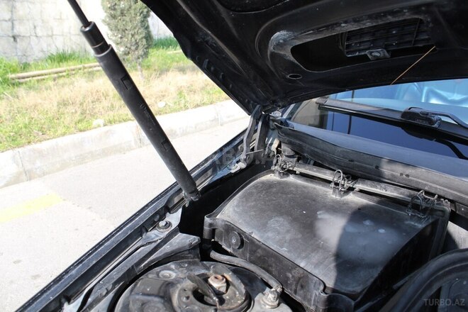 Mercedes C 230 2001, 334,900 km - 2.3 л - Bakı