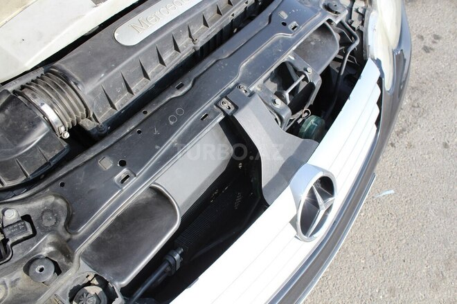 Mercedes C 230 2001, 334,900 km - 2.3 л - Bakı