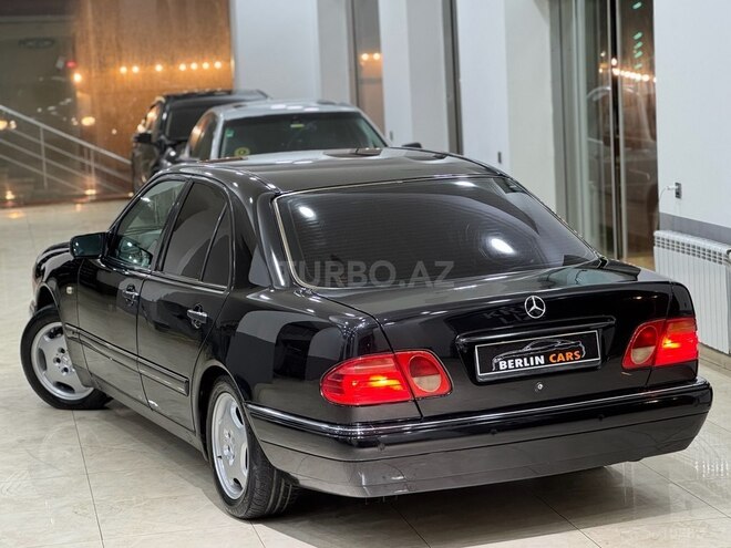 Mercedes E 220 d 1999, 297,000 km - 2.2 l - Bakı