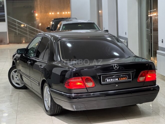 Mercedes E 220 d 1999, 297,000 km - 2.2 l - Bakı