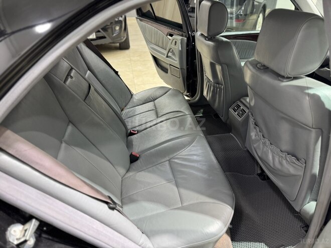 Mercedes E 220 d 1999, 297,000 km - 2.2 l - Bakı