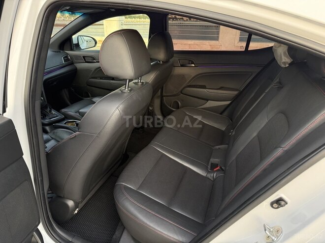 Hyundai Elantra 2017, 136,000 km - 1.6 l - Bakı
