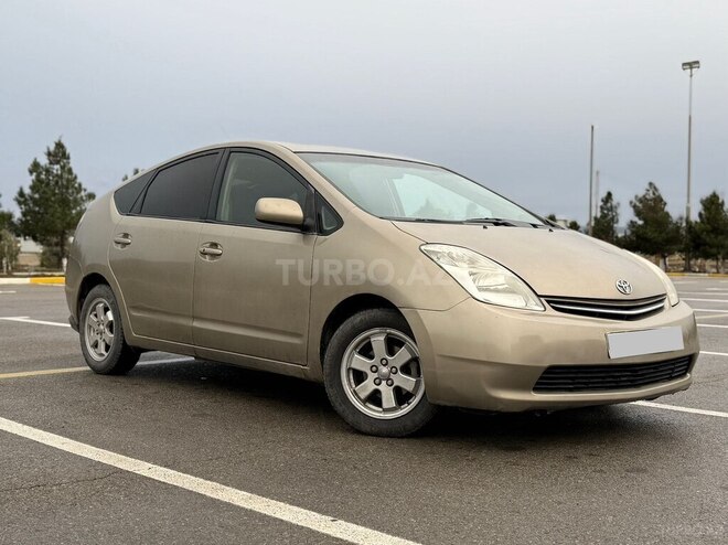 Toyota Prius-7
