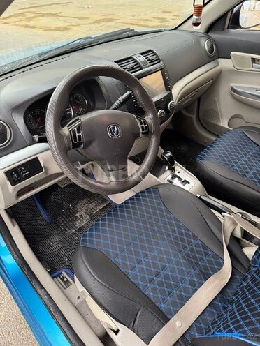 Changan  2013, 300,000 km - 1.6 l - Bakı