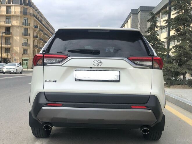 Toyota RAV4 2019, 89,900 km - 2.0 l - Bakı