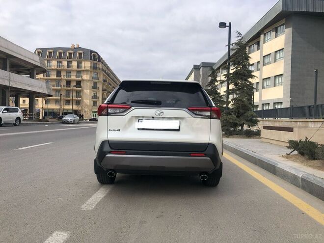 Toyota RAV4 2019, 89,900 km - 2.0 l - Bakı
