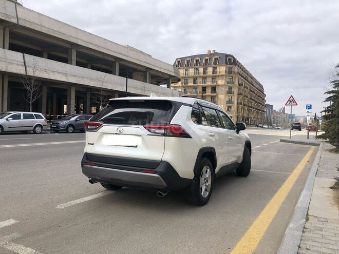 Toyota RAV4 2019, 89,900 km - 2.0 l - Bakı