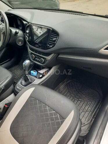 LADA (VAZ) Vesta SW Cross 2020, 61,000 km - 1.6 л - Bakı