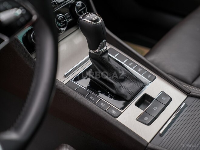 Skoda Superb 2021, 86,000 km - 2.0 l - Bakı