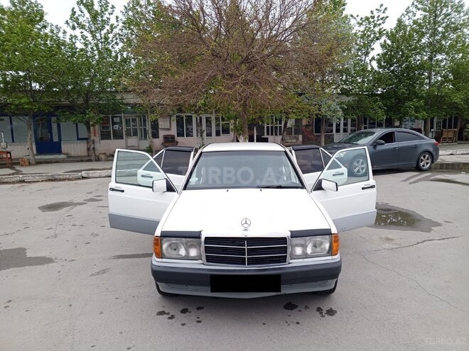Mercedes 190 1991, 341,627 km - 2.0 л - Sumqayıt