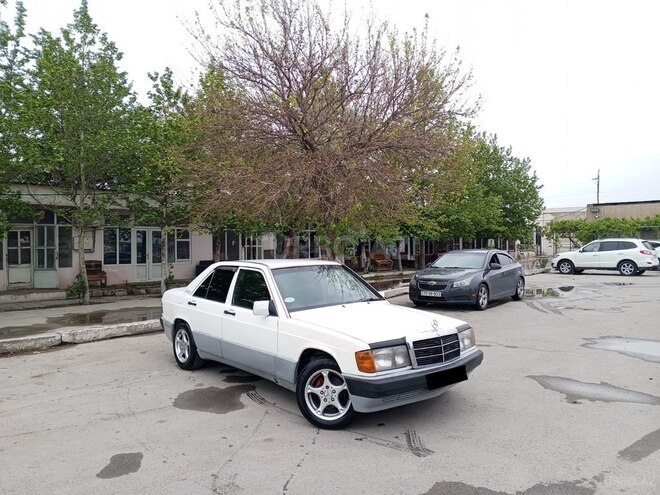 Mercedes 190 1991, 341,627 km - 2.0 л - Sumqayıt
