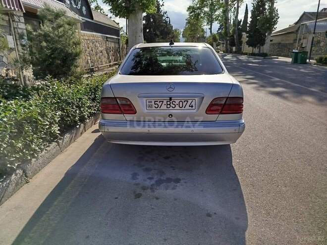 Mercedes E 270 2000, 360,000 km - 2.7 л - Tərtər
