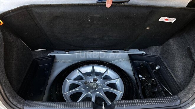 Toyota Corolla 2006, 300,000 km - 1.4 l - Bakı