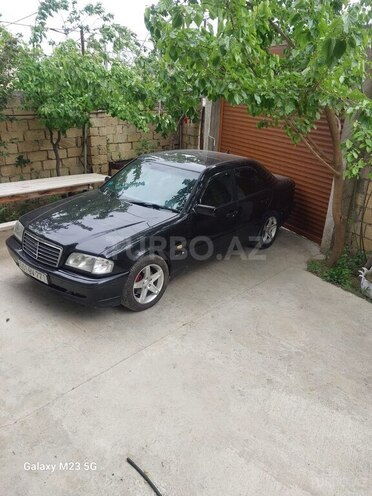 Mercedes C 200 1999, 325,421 km - 2.0 l - Bakı