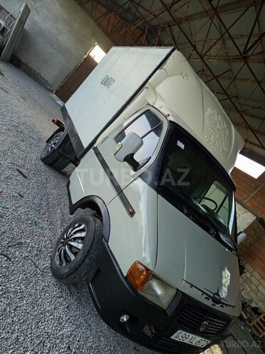 GAZ 330200 1996, 27,600 km - 2.4 л - Göyçay