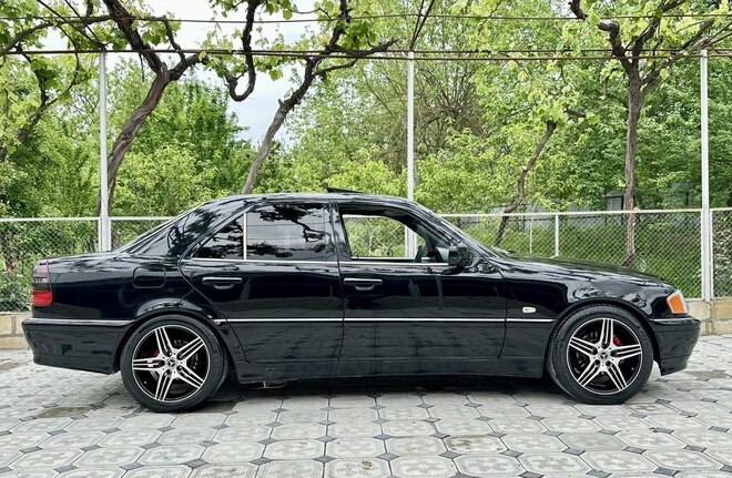Mercedes C 230 1998, 300,000 km - 2.3 l - Kürdəmir