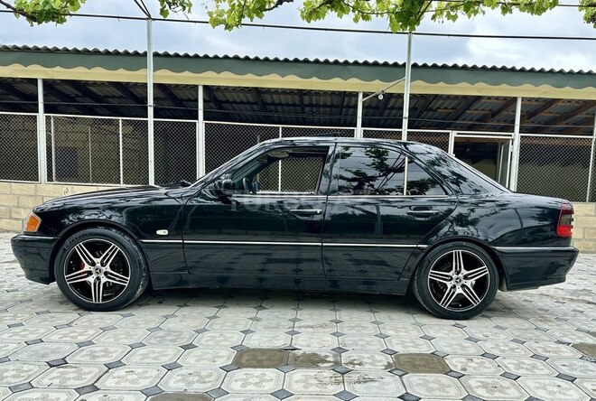 Mercedes C 230 1998, 300,000 km - 2.3 l - Kürdəmir