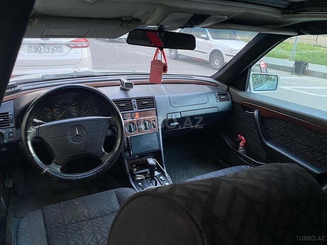 Mercedes C 180 1994, 288,000 km - 1.8 l - Bakı