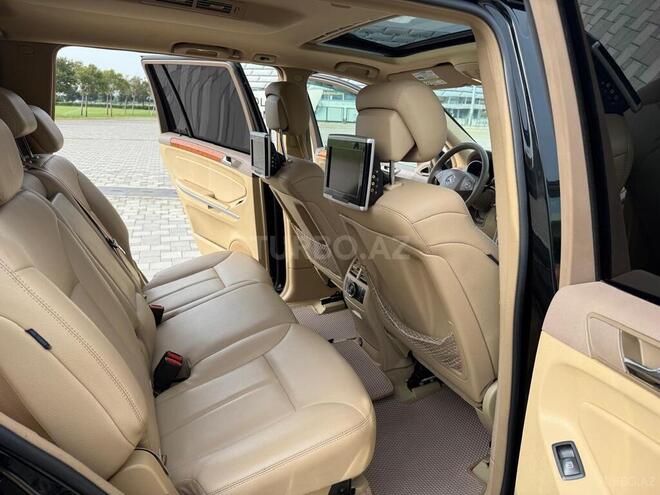 Mercedes GL 320 4MATIC 2023, 199,543 km - 3.0 l - Bakı