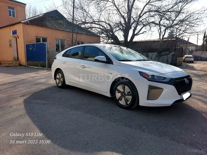 Hyundai IONIQ-4