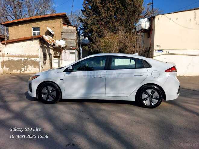 Hyundai IONIQ-6