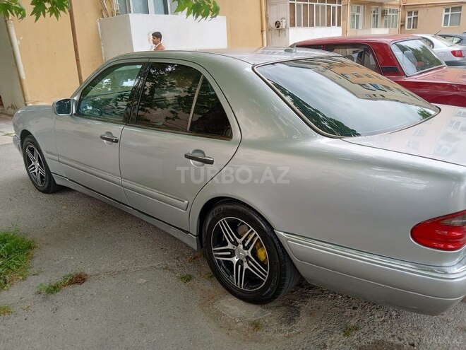 Mercedes E 240 1998, 456,756 km - 2.4 l - Mingəçevir