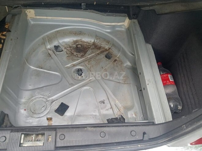 Mercedes E 240 1998, 456,756 km - 2.4 l - Mingəçevir