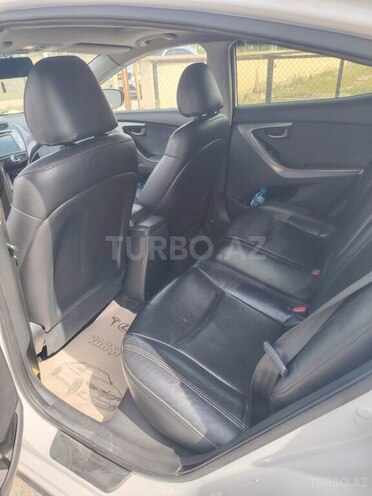 Hyundai Elantra 2012, 327,000 km - 1.6 л - Bakı