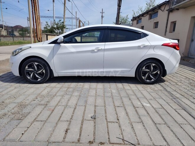 Hyundai Elantra 2012, 327,000 km - 1.6 л - Bakı