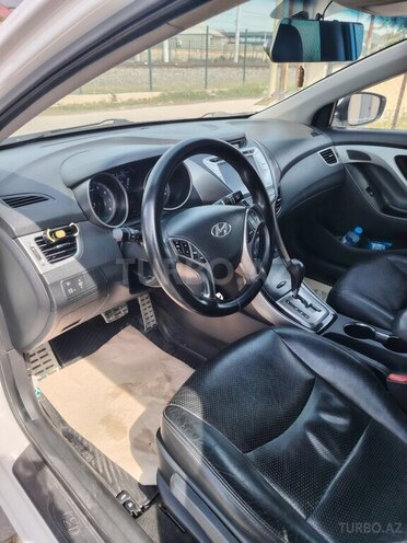 Hyundai Elantra 2012, 327,000 km - 1.6 л - Bakı