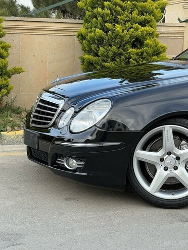 Mercedes E 320 2003, 322,744 km - 3.2 l - Bakı