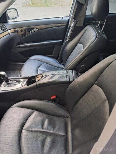 Mercedes E 320 2003, 322,744 km - 3.2 l - Bakı