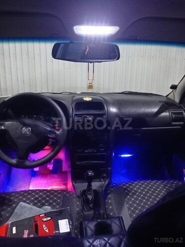 Opel Astra 2002, 184,500 km - 1.7 l - Siyəzən