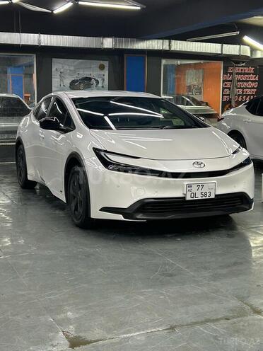 Toyota Prius-4
