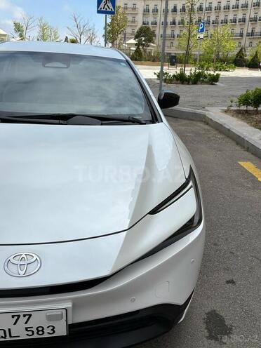 Toyota Prius-6
