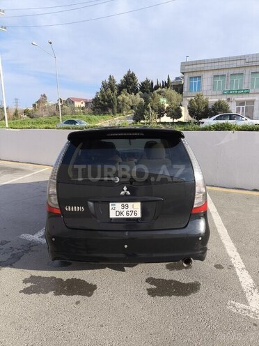 Mitsubishi Grandis 2004, 200,000 km - 2.4 л - Bakı