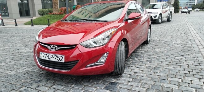 Hyundai Elantra 2015, 92,331 km - 1.4 л - Bakı
